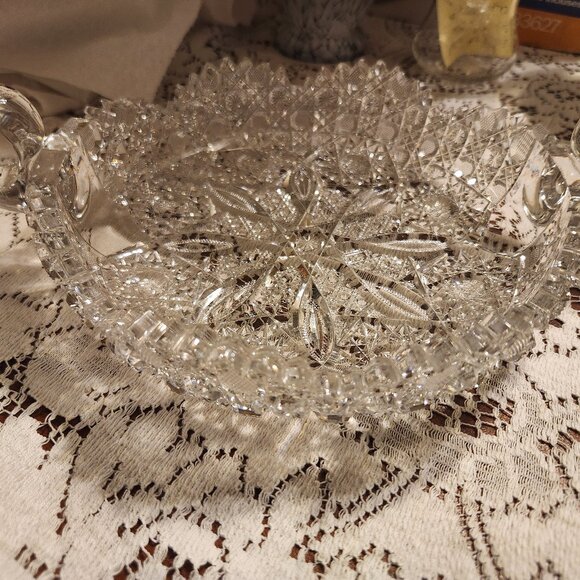 Vintage Crystal Dish w/Handles -SPARKLES! - Picture 1 of 5